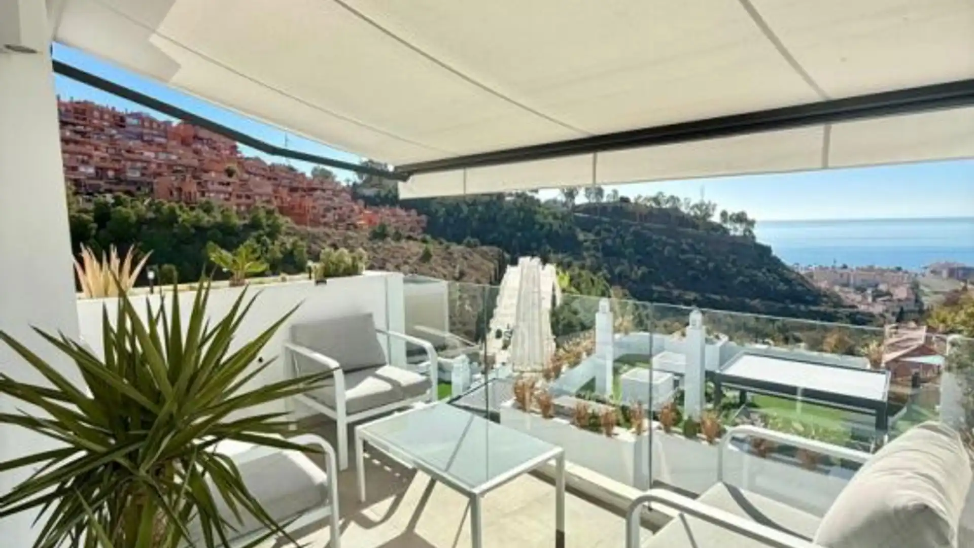 Terrassa de Apartament de lloguer en Rincón de la Victoria amb Aire condicionat, Jardí privat i Terrassa