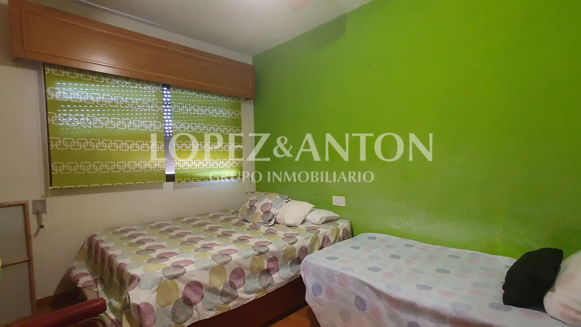 Bedroom of Houses for sale in L'Eliana  with Air Conditioner, Private garden and Terrace
