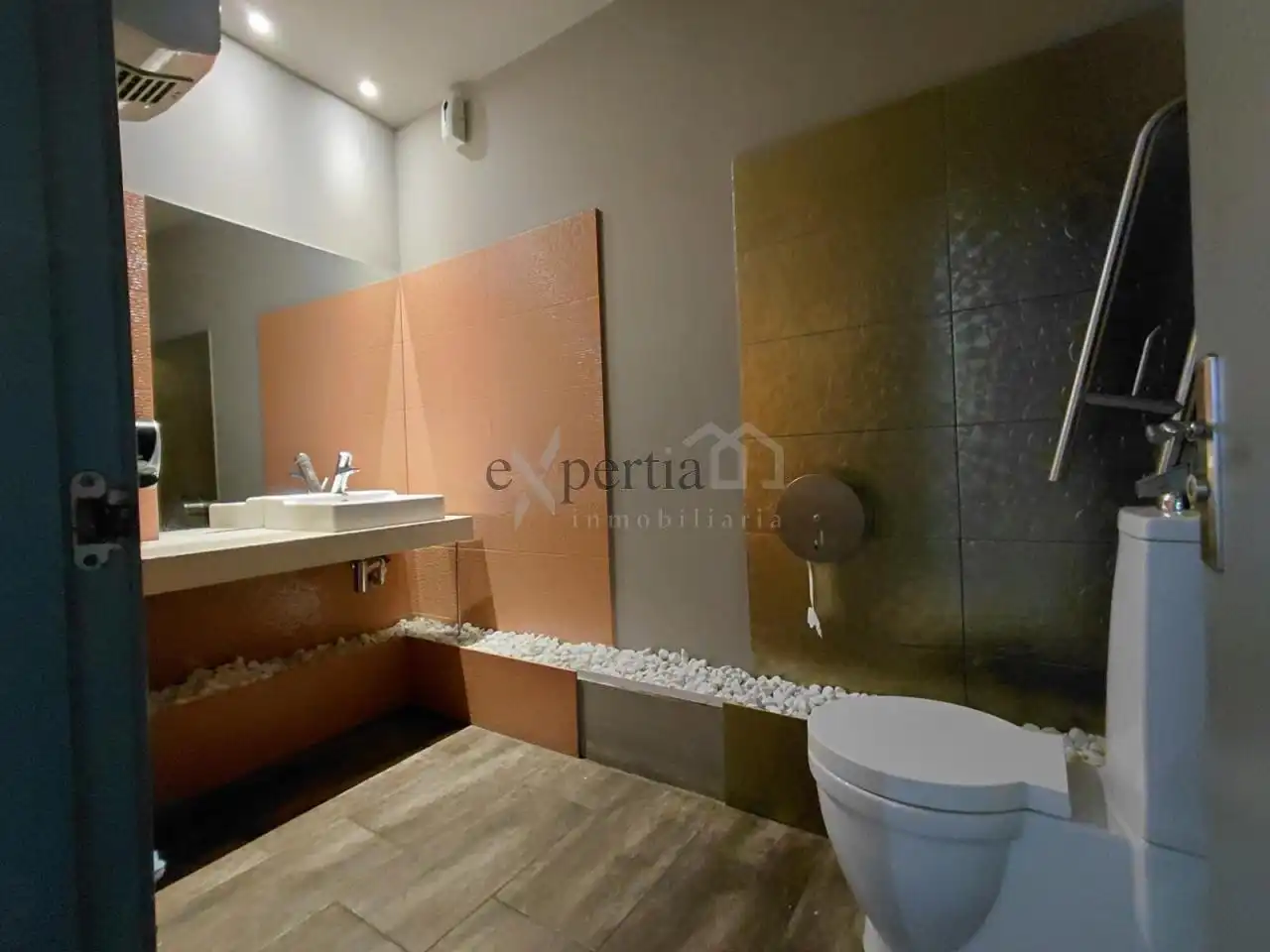 Business premises for sale in Paseo dos areos, imagen 17