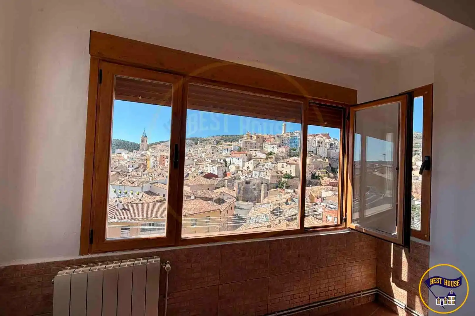 Vista exterior de Casa o xalet en venda en Cuenca amb Calefacció