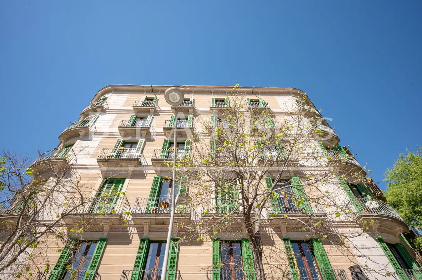 Vista exterior de Ático en venta en Barcelona con Aire acondicionado, Calefacción y Parquet