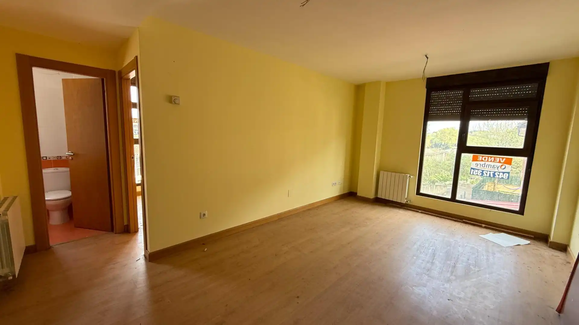 Habitación de Edificio en venta en Reocín