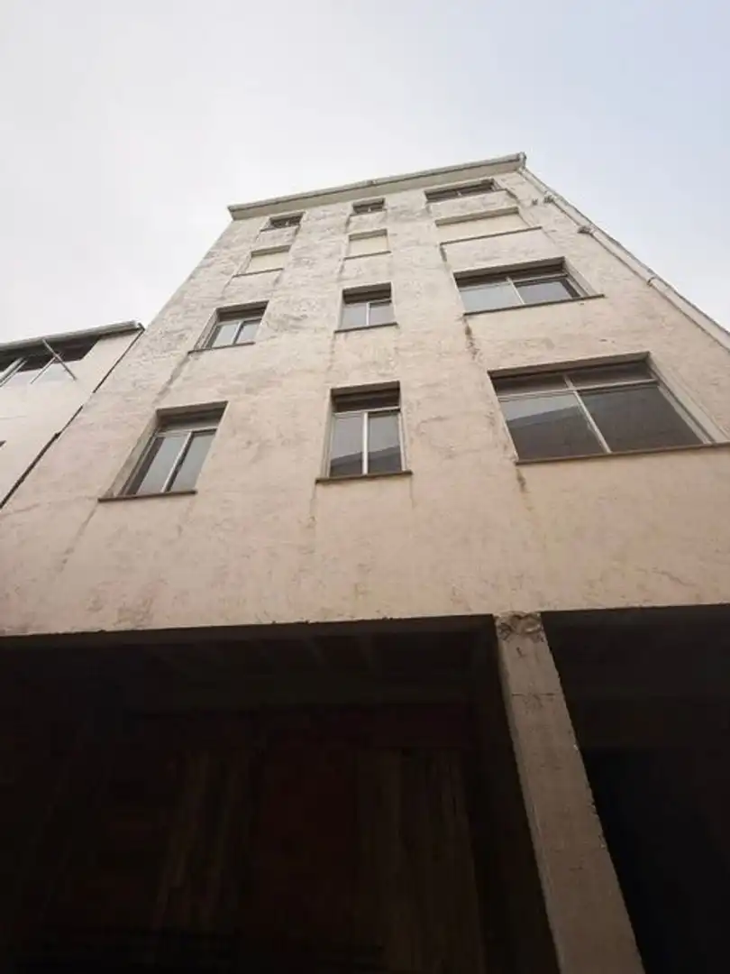 Vista exterior de Edifici en venda en Narón
