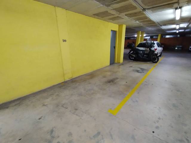 Garaje en Alquiler en de figuera major, 43 en Camí de la Serra