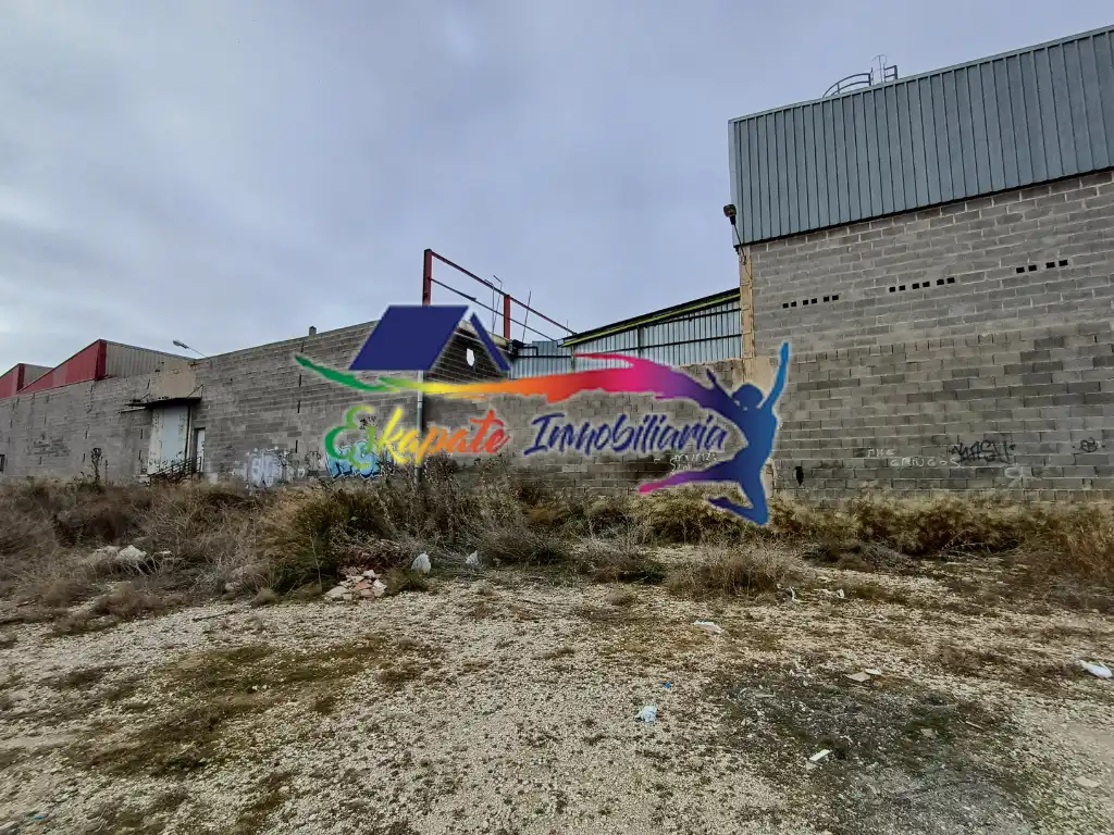 Industrial building for sale in Avenida Tembleque 22, imagen 8