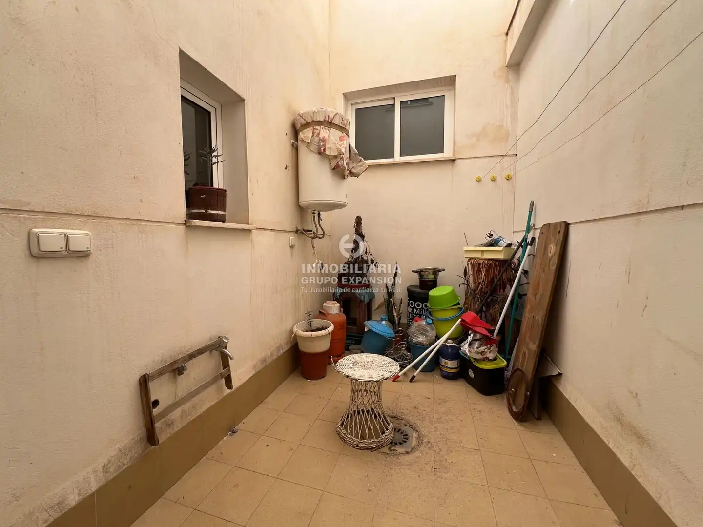 Piso en venta en Aspe con Terraza, Trastero y Amueblado