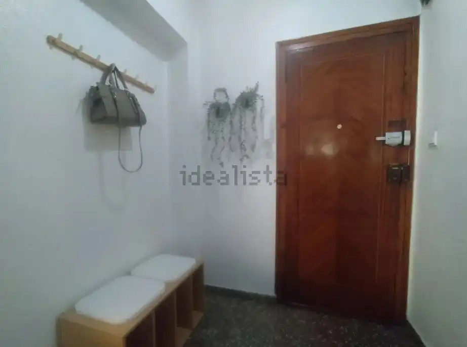 Flat for rent in Moncada  with Air Conditioner, Furnished and Oven