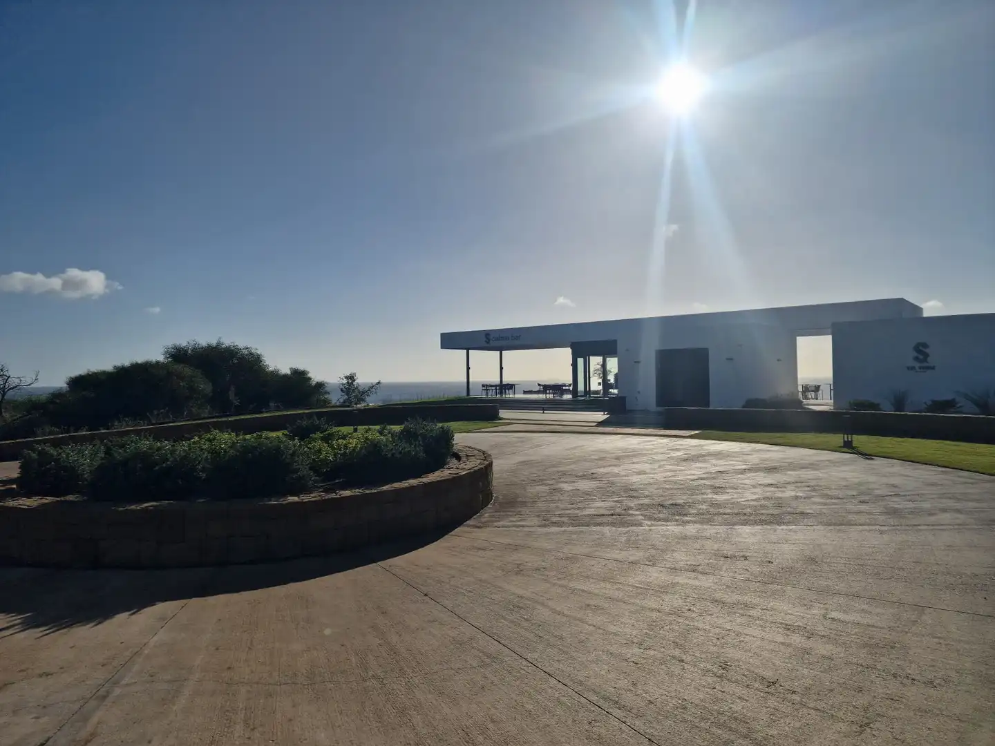 Vista exterior de Planta baja en venta en La Alcaidesa con Aire acondicionado, Calefacción y Terraza