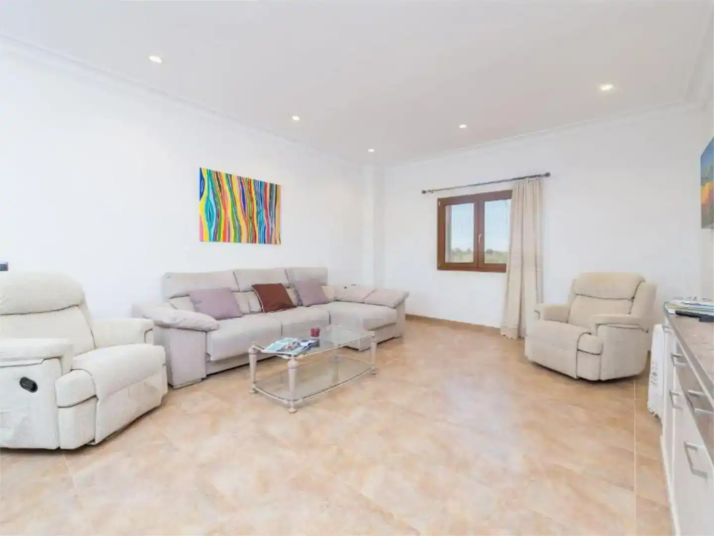 Sala d'estar de Finca rústica de lloguer en Manacor amb Aire condicionat, Jardí privat i Traster
