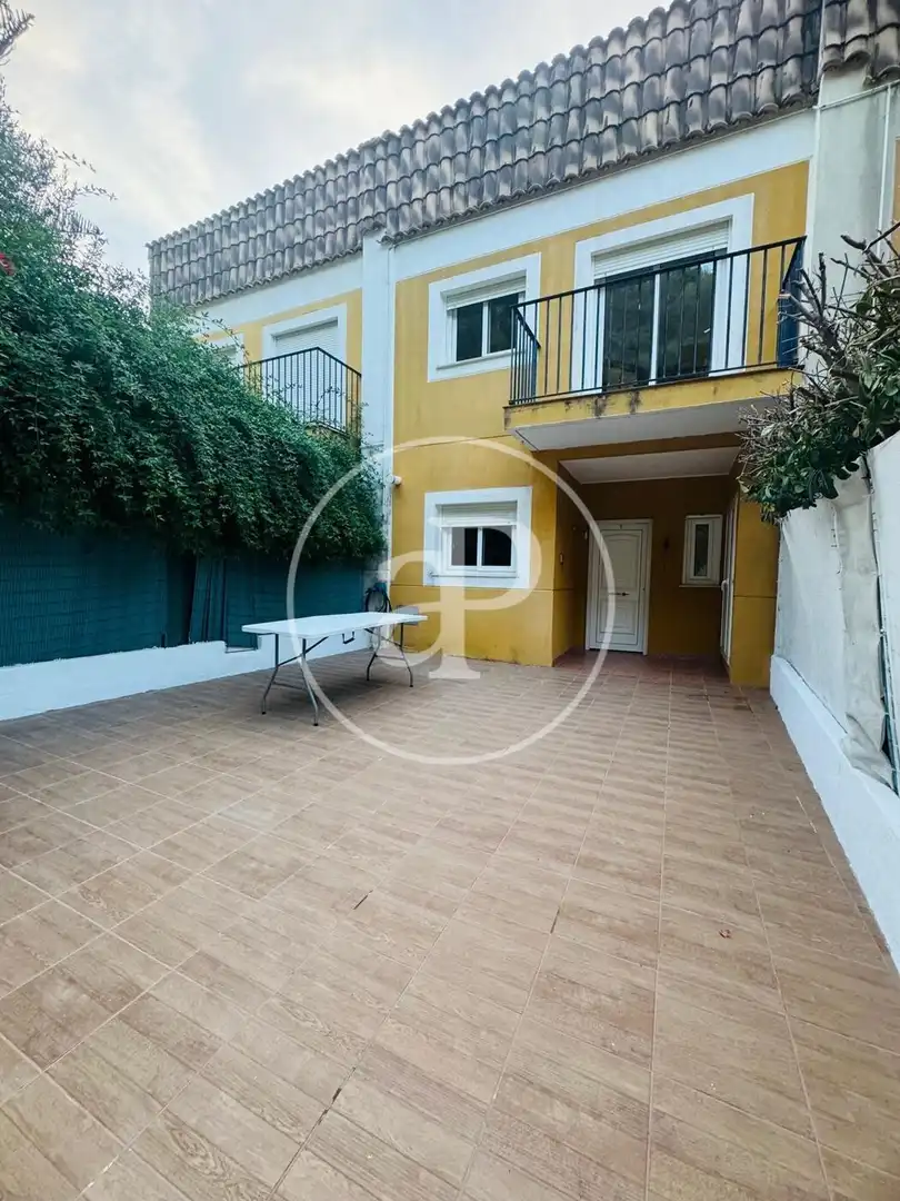 Casa a schiera con terrazza in vendita a El Bosque, imagen 3