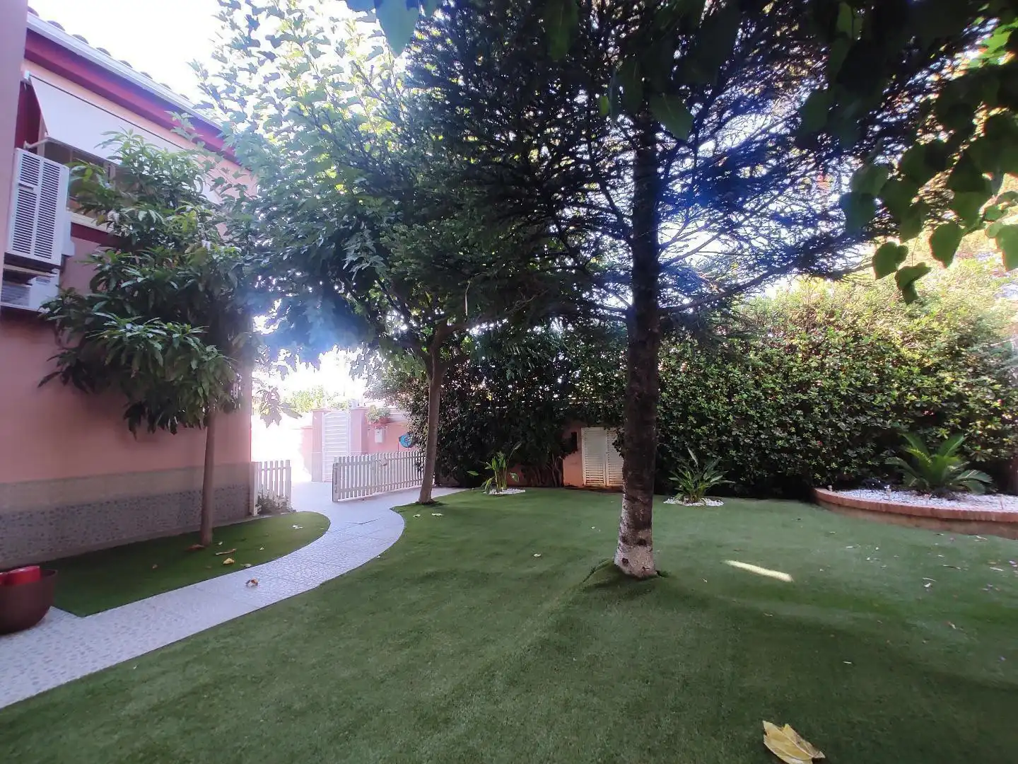 Jardí de Casa o xalet en venda en Castellón de la Plana / Castelló de la Plana amb Terrassa, Traster i Moblat