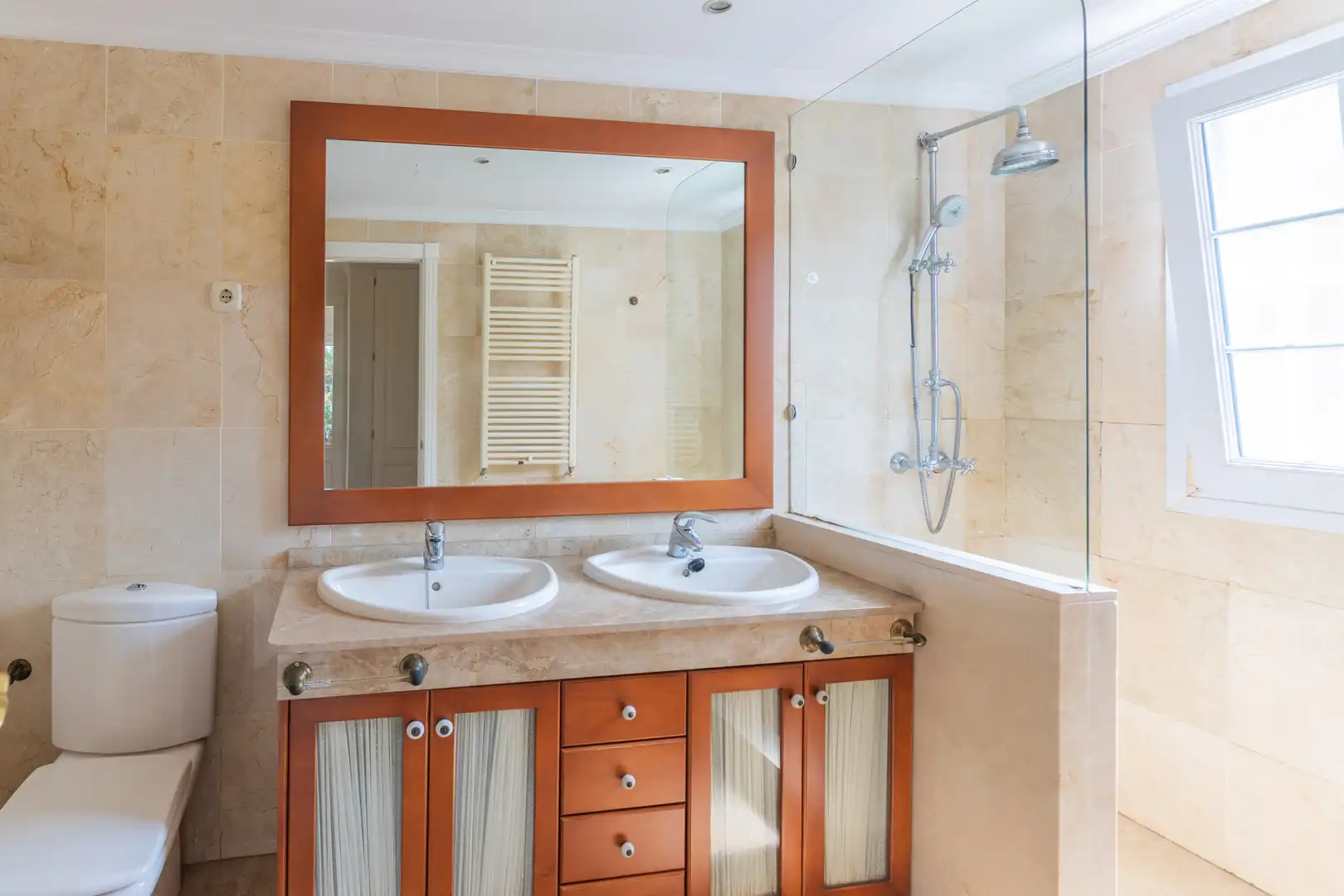 Bathroom of Attic for sale in Málaga  with Air Conditioner, Terrace and Swimming Pool
