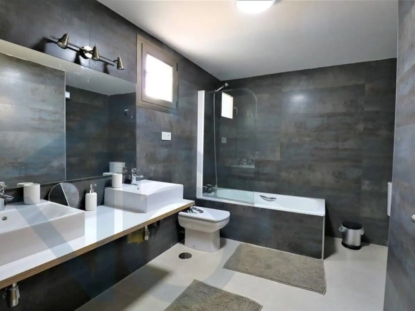 Baño de Piso en venta en Pulpí con Aire acondicionado, Terraza y Piscina