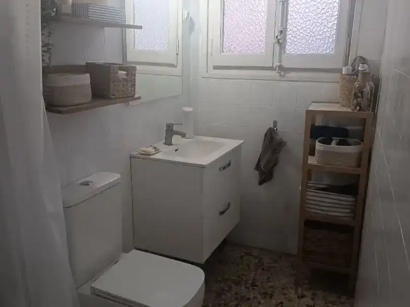 Bany de Pis en venda en Sástago amb Aire condicionat i Balcó