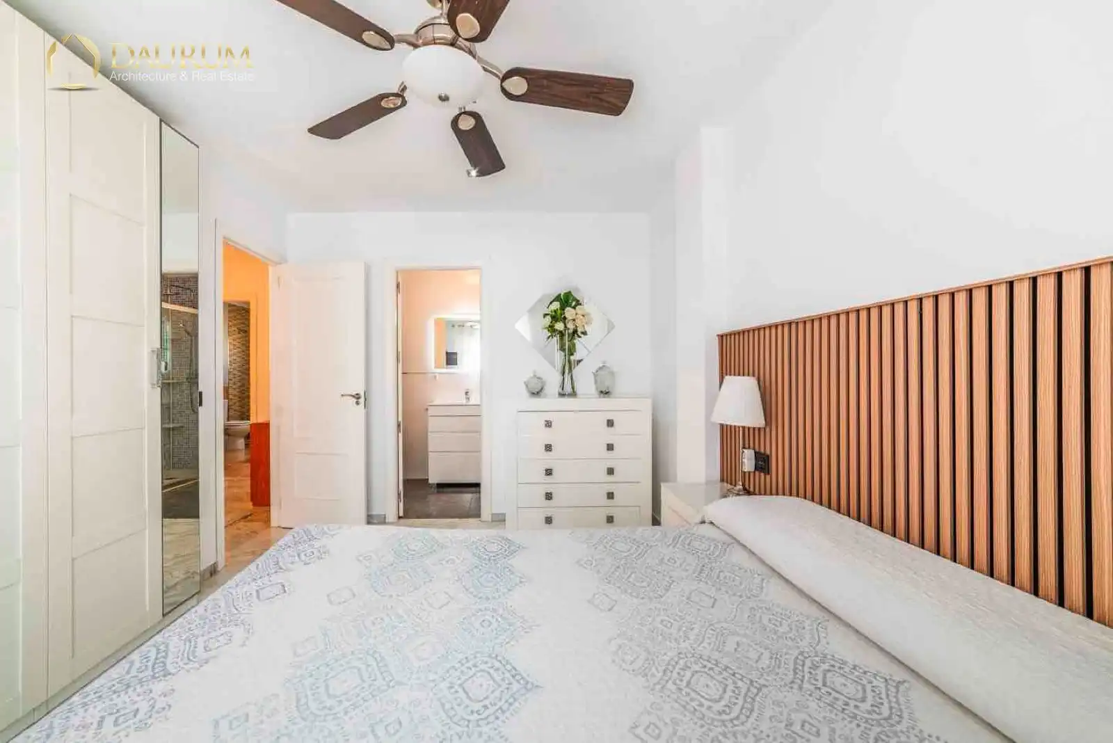 Habitación de Casa adosada en venta en Bormujos con Aire acondicionado, Calefacción y Terraza