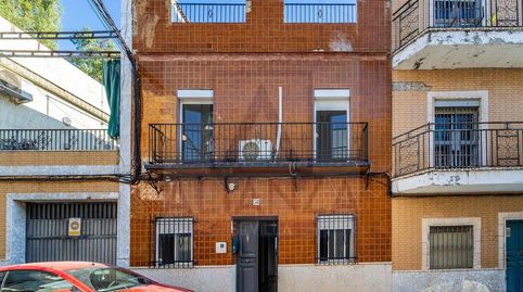 Foto 2 de Casa adosada en venda a Calle Ecija, 50, La Pañoleta, Camas