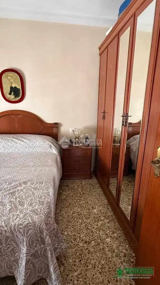 Bedroom of Flat for rent in Almería