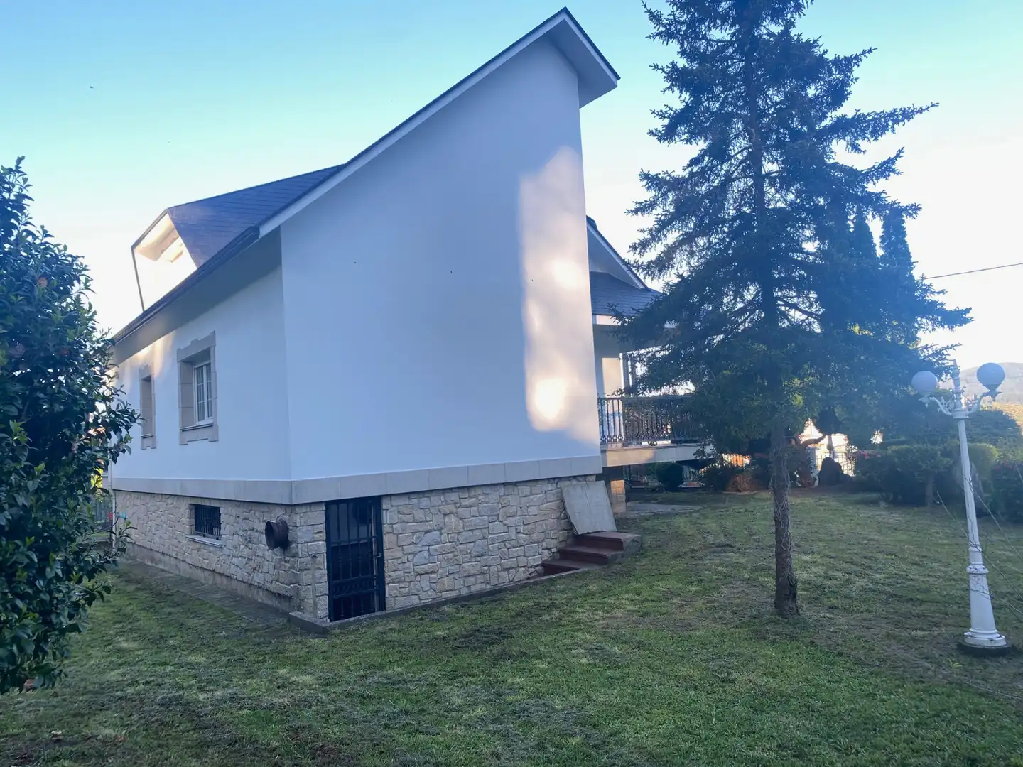 Vista exterior de Casa o chalet en venta en Dodro con Calefacción, Jardín privado y Parquet