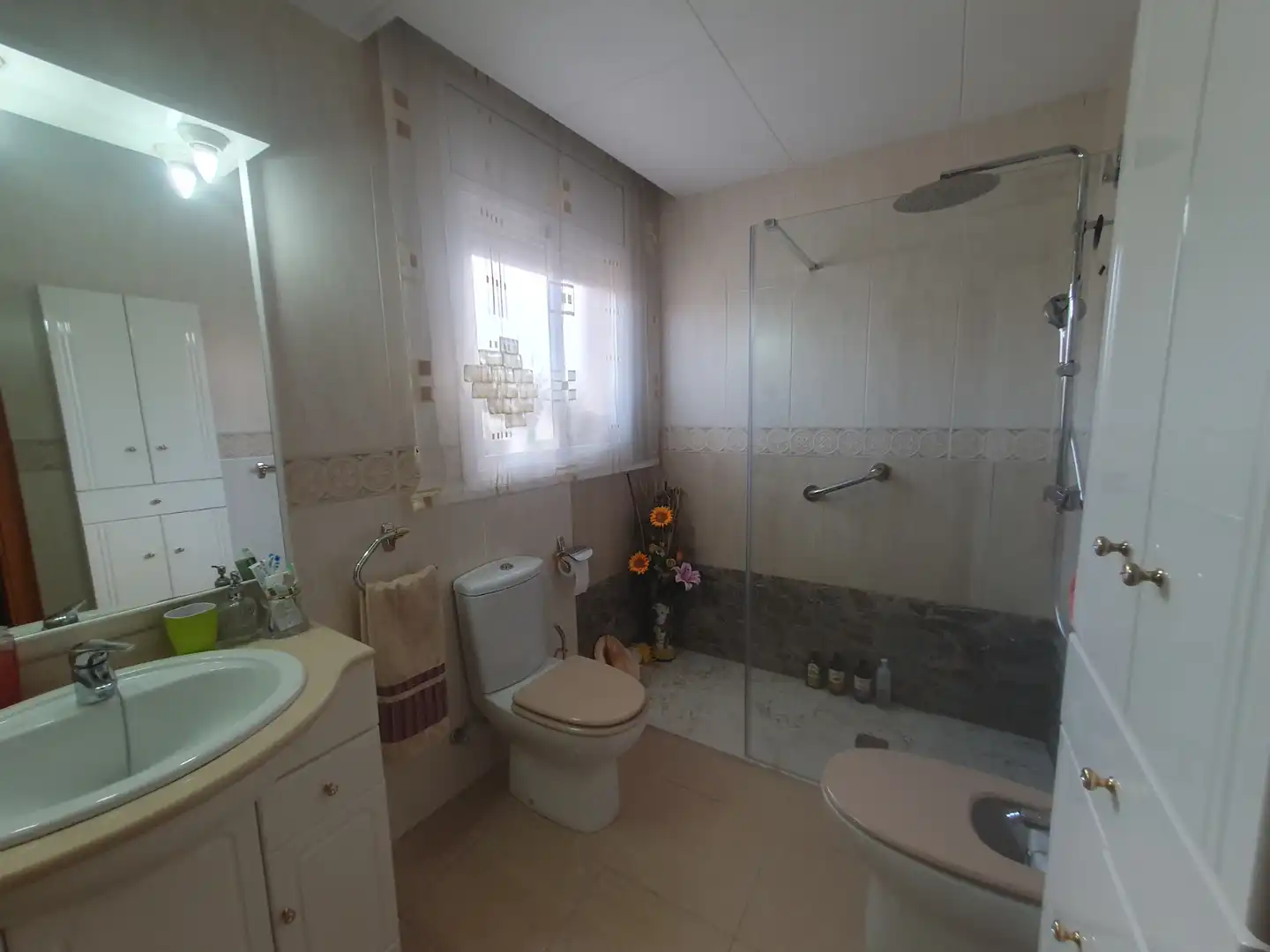Baño de Dúplex en venta en Canovelles con Aire acondicionado, Calefacción y Parquet