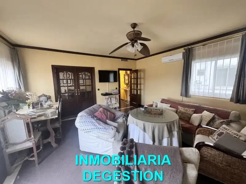 Living room of Attic for sale in Linares  with Terrace, Storage room and Balcony