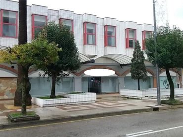 Local comercial en venda a C/ Julio Hauzeur