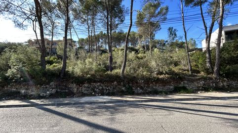 Fantástico terreno urbano con una superficie de 1.431m2, se encuentra situado con orientación a dos calles, localizado en la urban