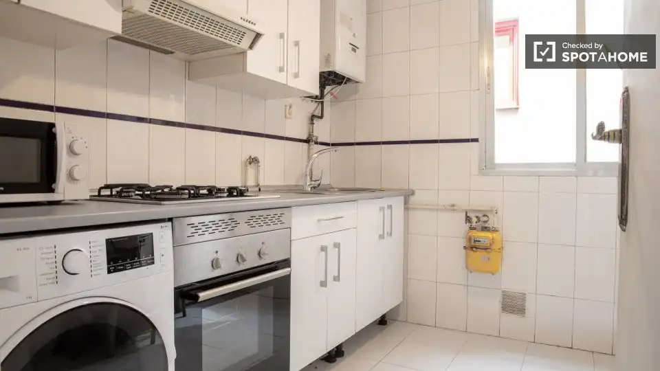 Room in Justicia - Chueca