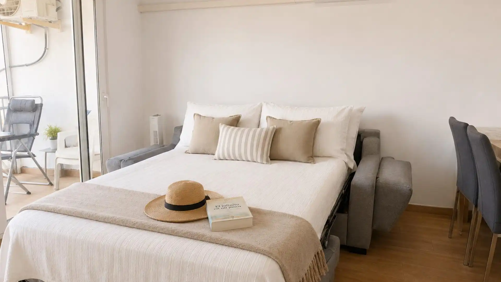 Apartment with terrace for sale in Carrer DELTA MUGA 9, imagen 6