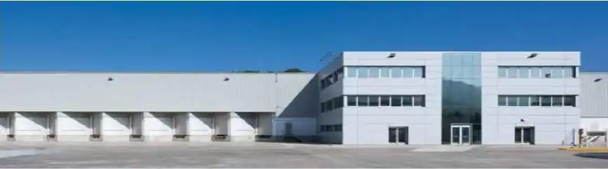 Außenansicht von Fabrikhallen zur Miete in Subirats