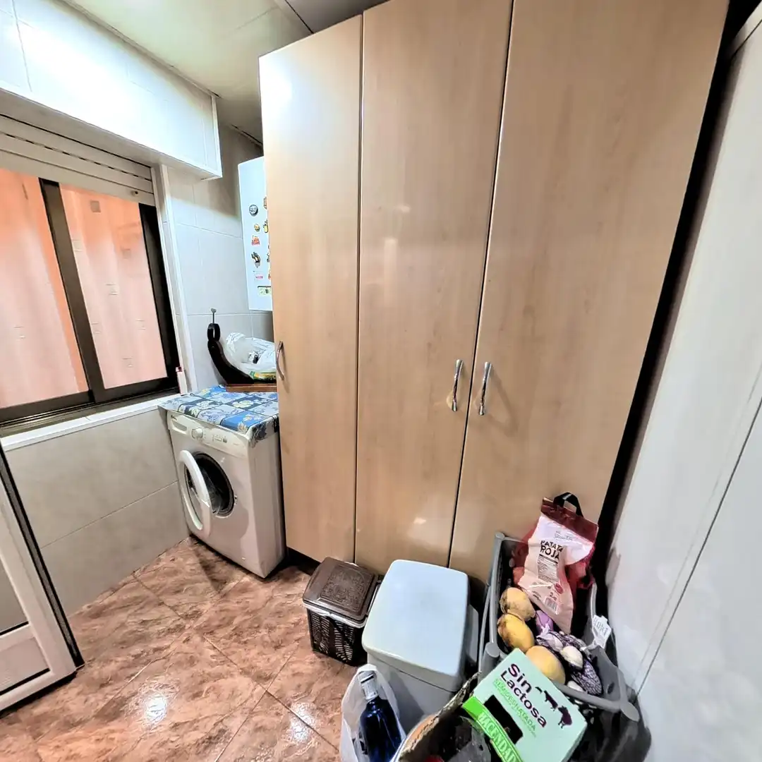 Küche von Wohnung zum Verkauf in Barcelona mit Klimaanlage, Heizung und Terrasse