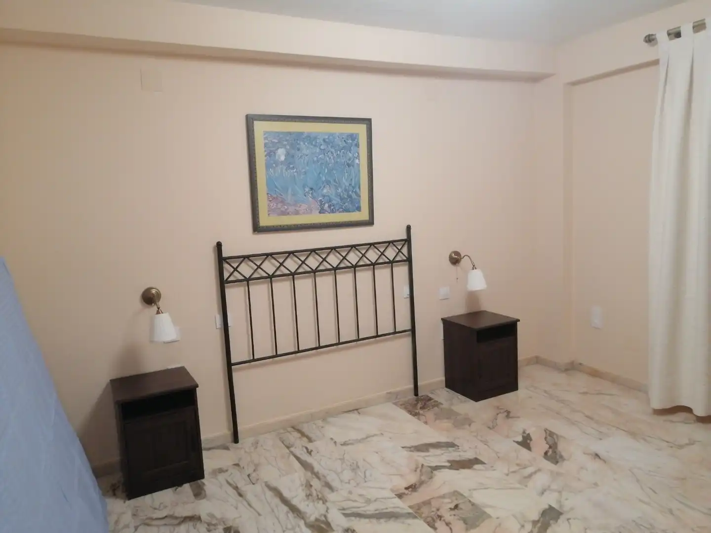 Bedroom of Flat for sale in Sevilla  with Air Conditioner, Furnished and Oven