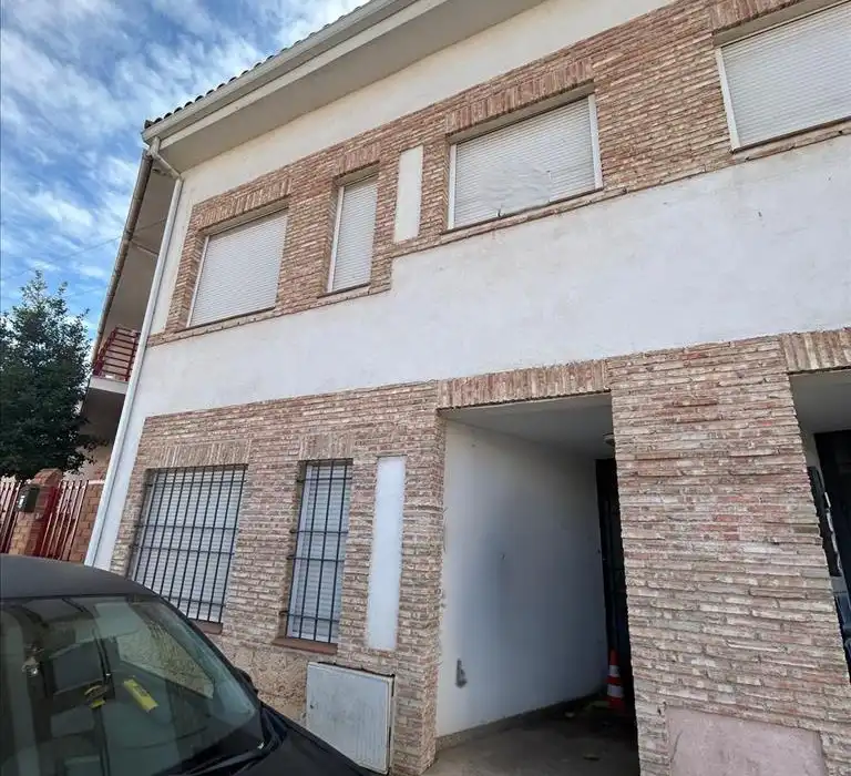 Piso en venta en Unión , Torres de la Alameda