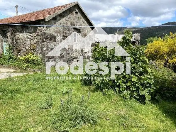 Casa en venda a Covelo, imagen 2