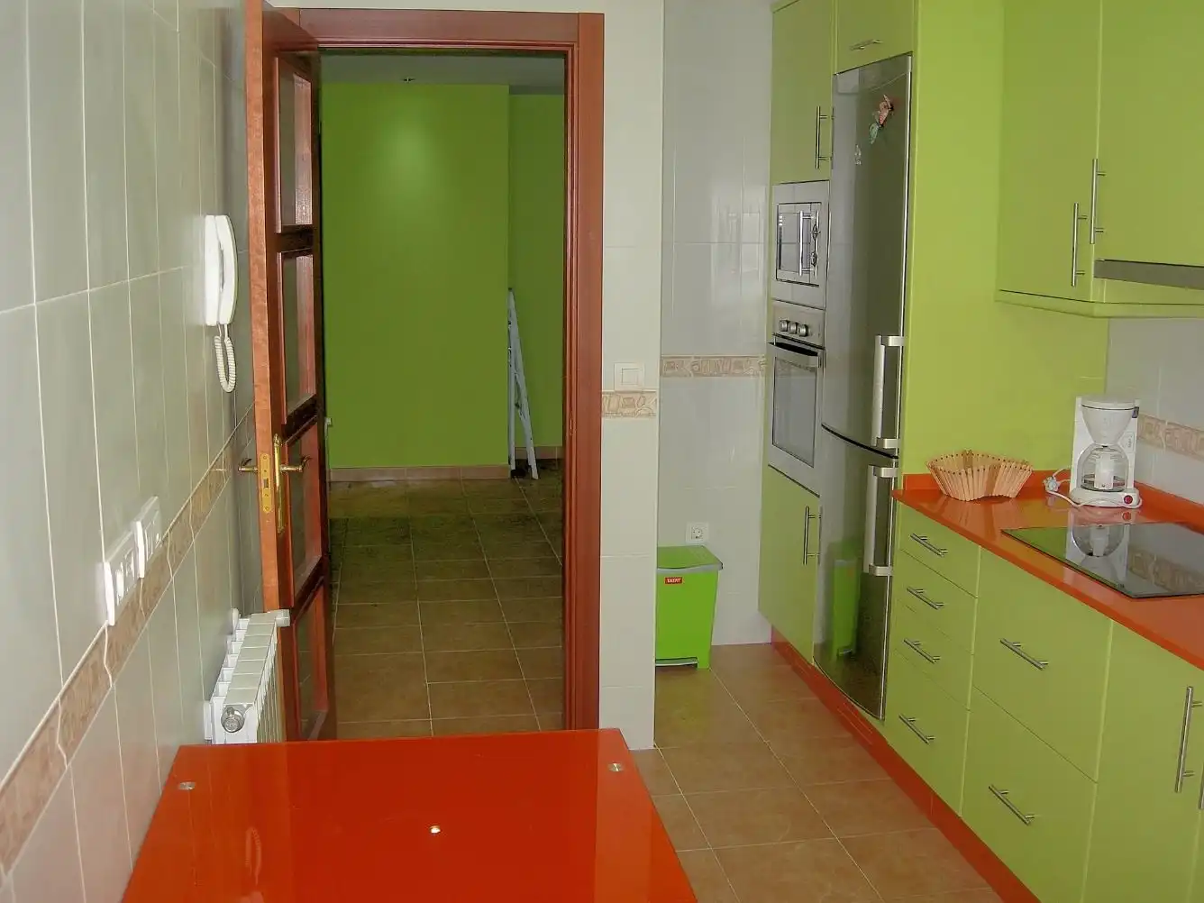 Cuina de Pis de lloguer en Narón amb Calefacció, Parquet i Traster