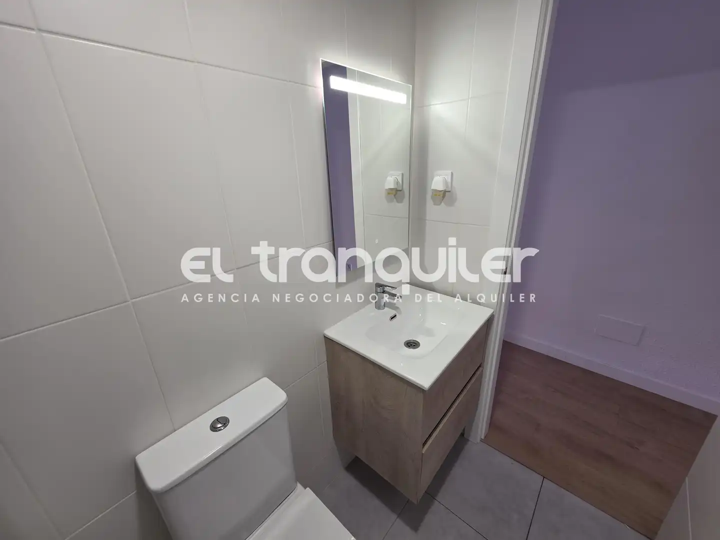 Badezimmer von Wohnung zur Miete in Madrid mit Klimaanlage, Terrasse und Abstellraum