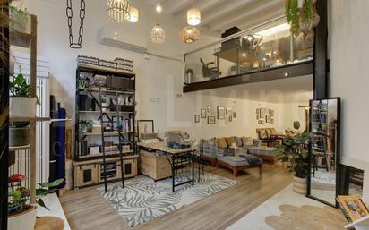 Living room of Flat for sale in  Barcelona Capital  with Air Conditioner