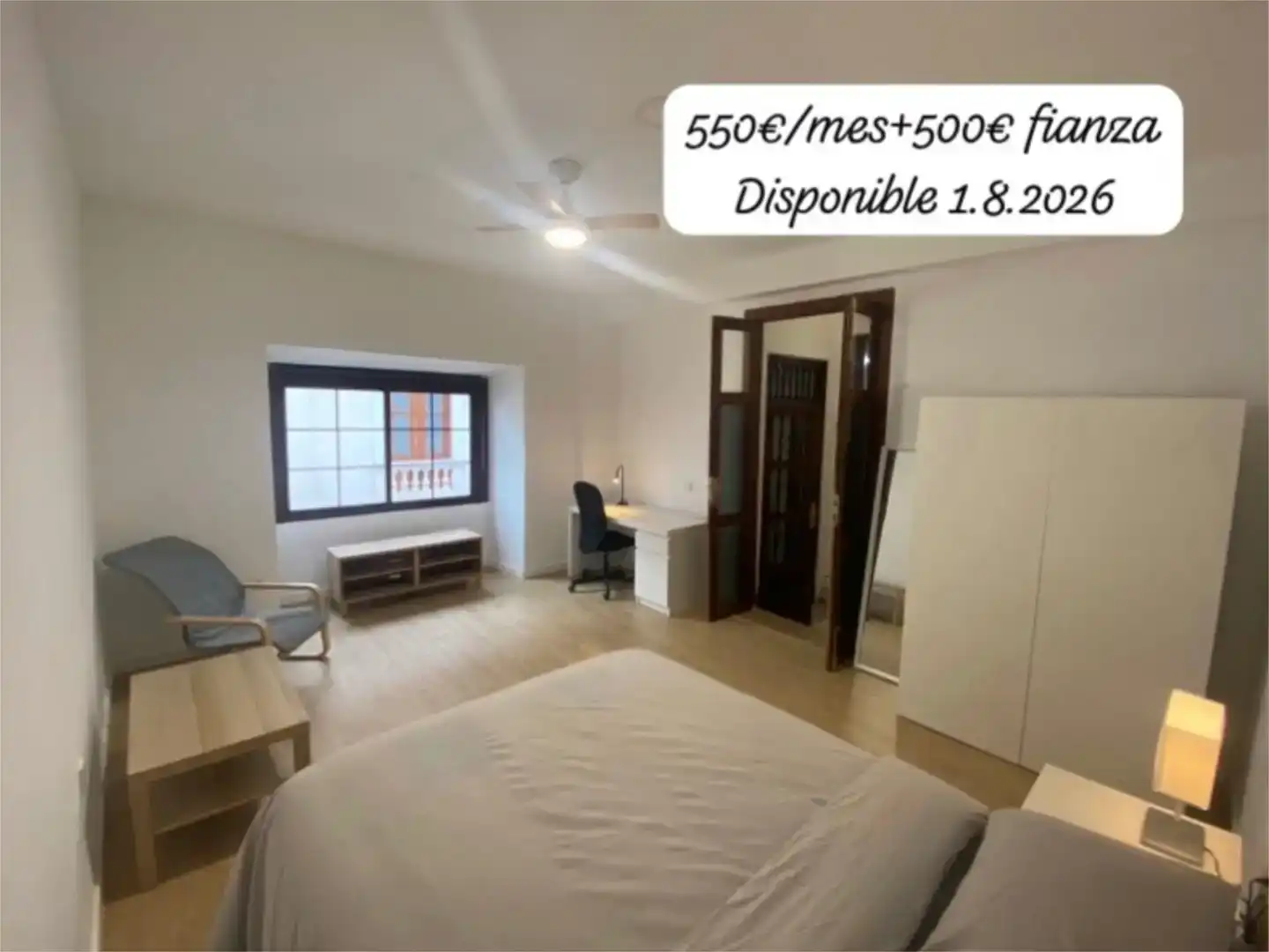Dormitori de Casa adosada per a compartir en La Orotava amb Parquet i Moblat