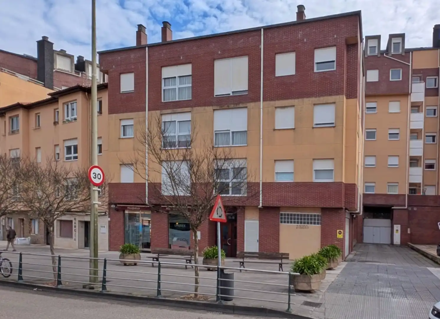 Flat for sale in AVENIDA DE PALENCIA, Covadonga - Campuzano - Ciudad Vergel