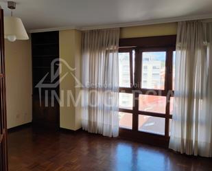 Living room of Apartment for sale in Avilés  with Terrace