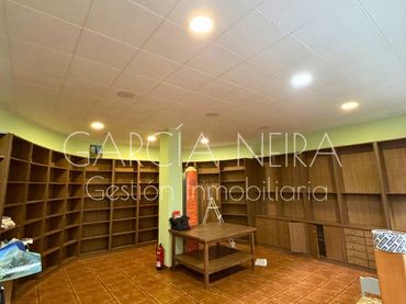 Business premises for sale in Calle Tito Bustillo 1