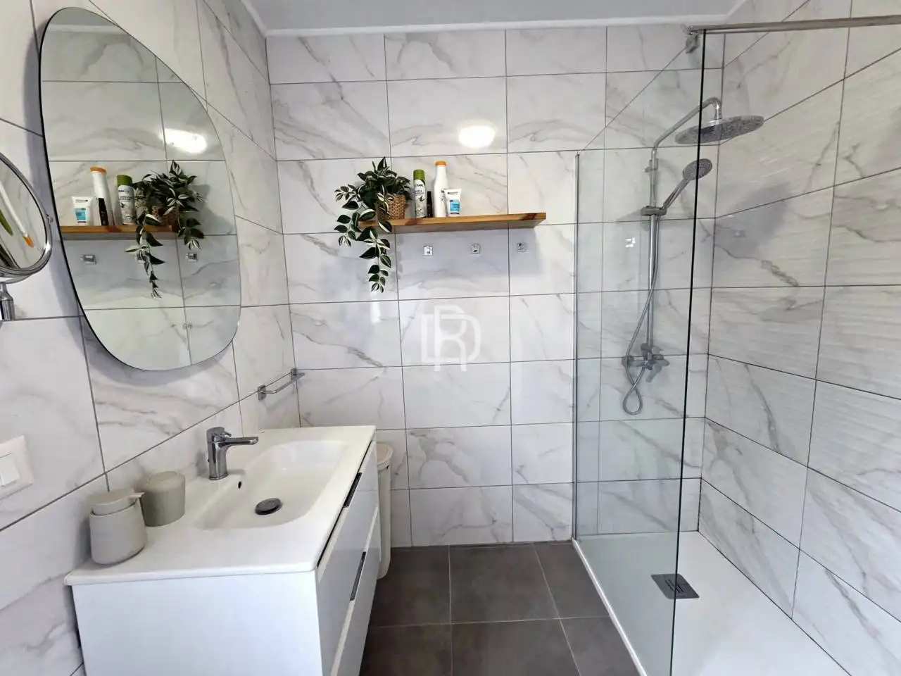 Badezimmer von Wohnung zur Miete in Puerto de la Cruz mit Privatgarten, Terrasse und Möbliert