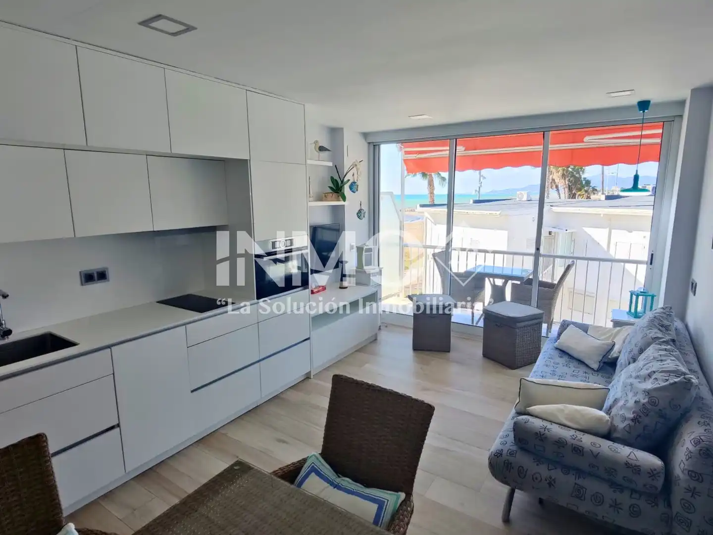 Sala d'estar de Estudi en venda en Cambrils amb Terrassa, Moblat i Forn