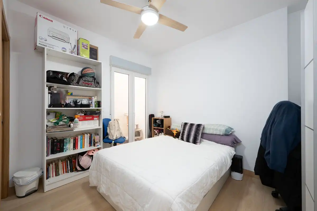 Schlafzimmer von Einfamilien-Reihenhaus zum Verkauf in Mutxamel mit Klimaanlage, Heizung und Terrasse