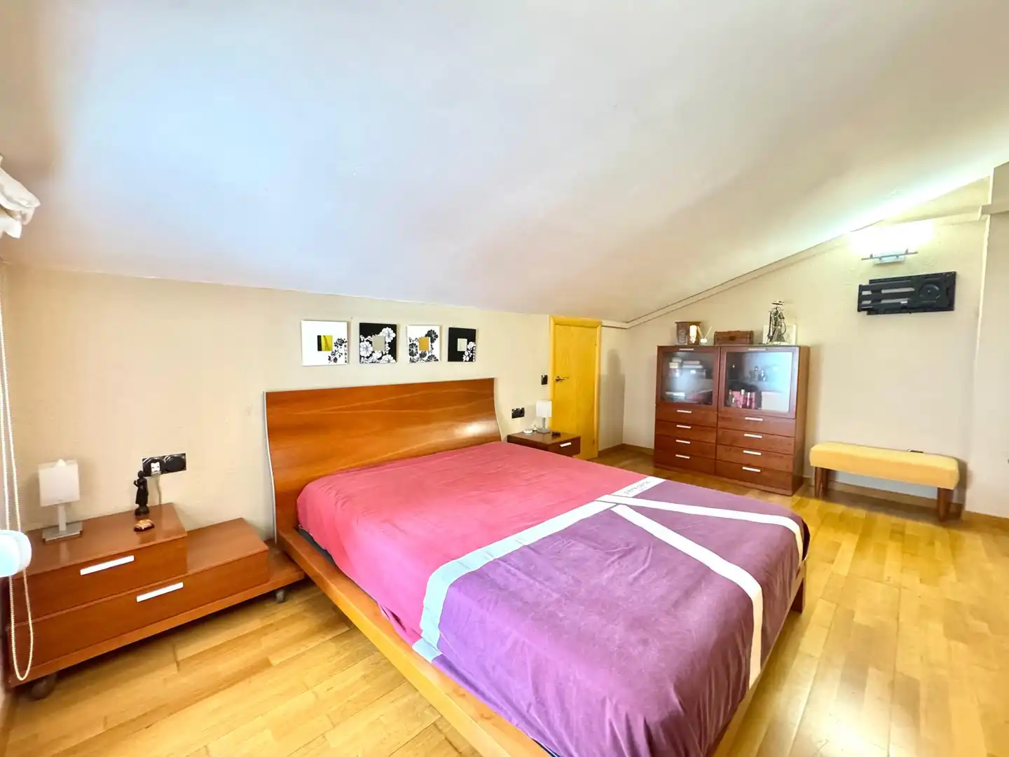 Dormitori de Àtic en venda en Gavà amb Aire condicionat, Calefacció i Parquet