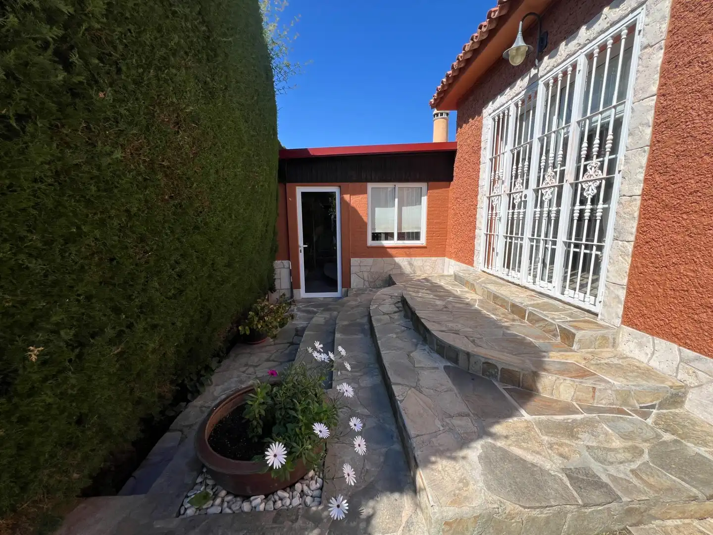 Jardí de Casa o xalet en venda en Alhaurín de la Torre amb Aire condicionat, Jardí privat i Terrassa