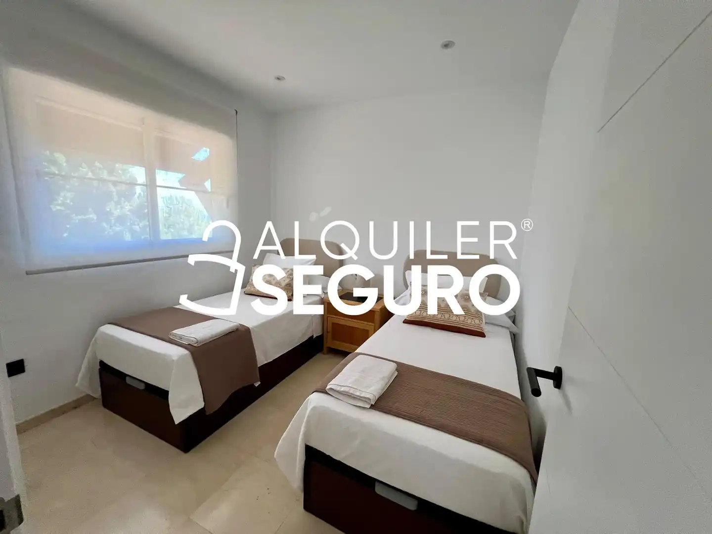 Schlafzimmer von Wohnung zur Miete in Benalmádena mit Klimaanlage, Terrasse und Schwimmbad