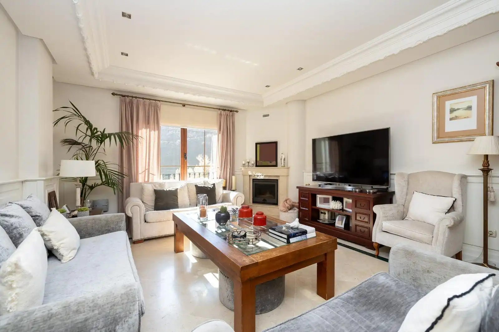 Living room of Detached homes for sale in Granada  with Air Conditioner, Heating and Terrace