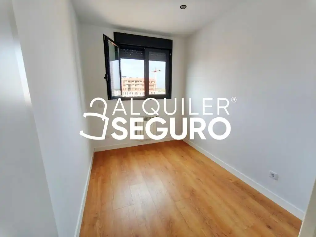 Bedroom of Flat for rent in Móstoles  with Air Conditioner, Heating and Terrace