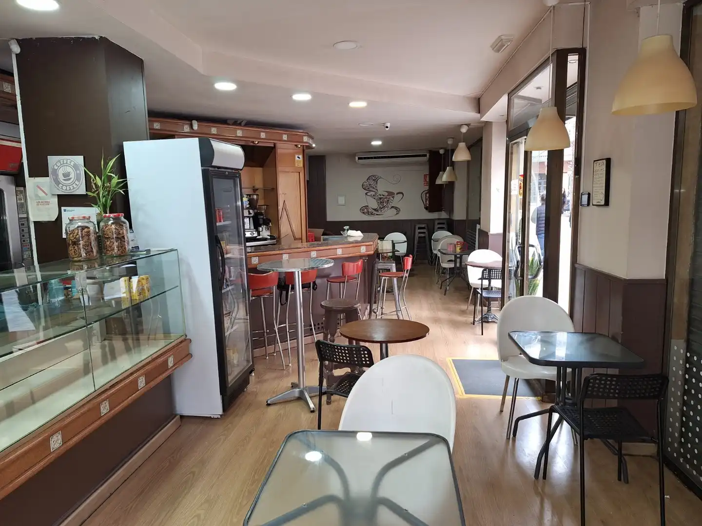 Business premises for transfer in Sants - Montjuïc, imagen 8