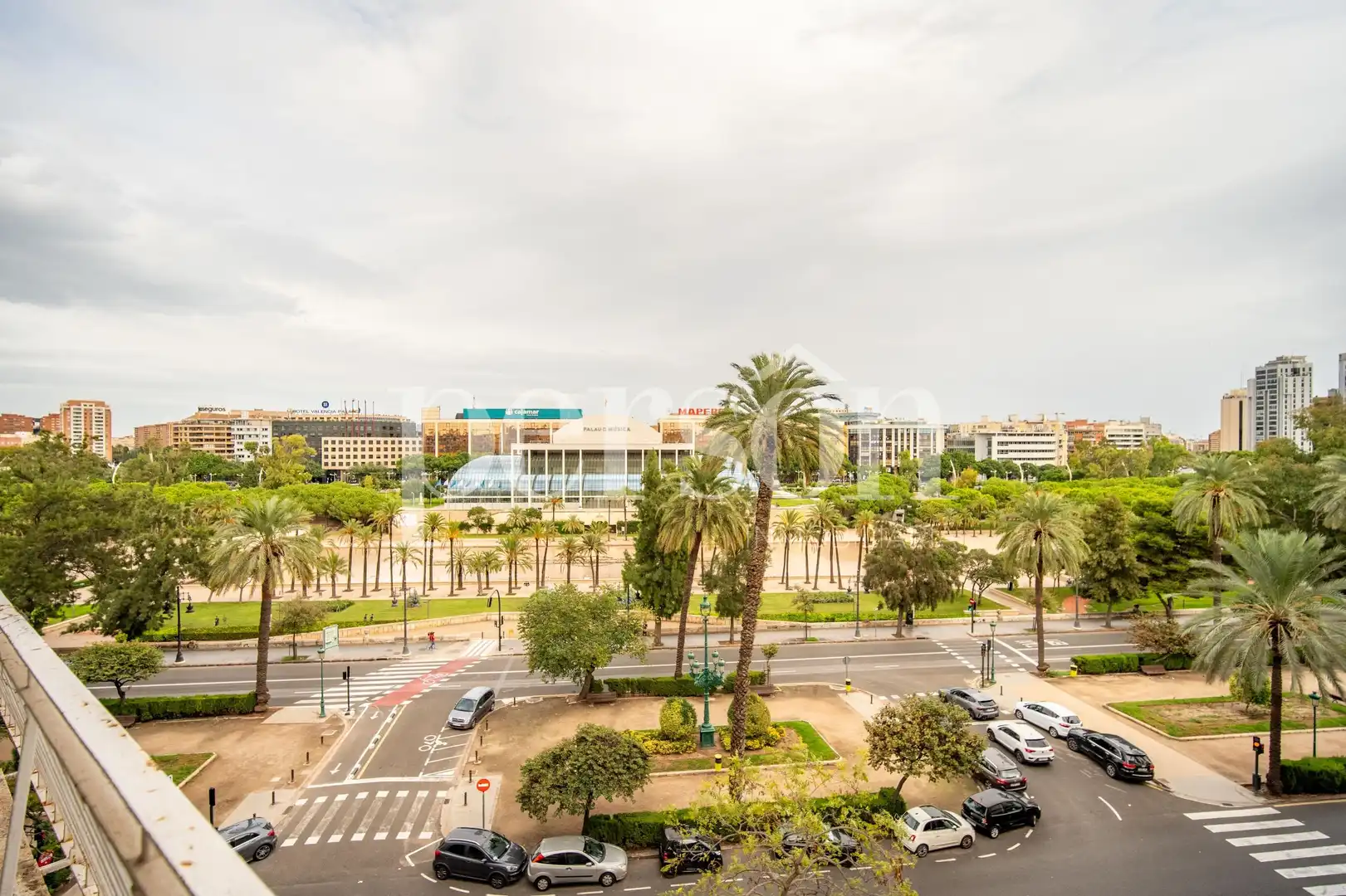 Appartamento con terrazza in vendita a L'Eixample, imagen 3